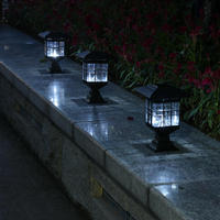Lampes solaires LED étanches IP65 pour portail, éclairage paysager de jardin, lampes de poteau à lumière chaude