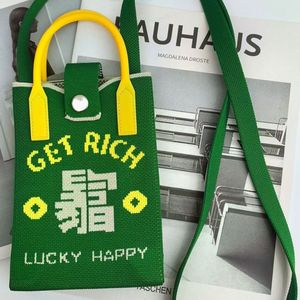 กระเป๋าถือมินิถักไหมพรมลายตัวอักษร '<span class=keywords><strong>Get</strong></span> <span class=keywords><strong>Rich</strong></span>' สุดฮิต นุ่ม ทนทาน พับได้ ดีไซน์นำโชค พร้อมหูหิ้วและสายสะพายไหล่ - Product Image 3
