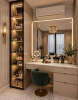 Table de maquillage moderne de luxe avec miroir arqué LED, bureau de coiffeuse personnalisé pour chambre à coucher avec tiroirs de rangement et armoire en verre