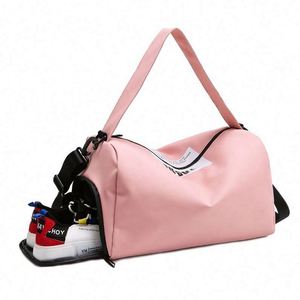 Sac de sport pour femme résistant à l'eau avec logo personnalisé, compartiment à chaussures, sac de sport pour entraînement physique - Product Image 1