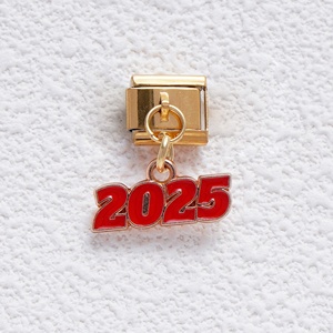 ขายส่งปี 2025 ชาร์มอิตาลีประดับเพชรพร้อมจี้ตัวอักษรคำว่ารักหลากสีสัน ผลไม้ ชาร์มอิตาลีสำหรับสร้อยข้อมือ - Product Image 4