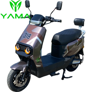 Vente en gros usine – Scooter électrique adulte 1500W 72V 20Ah avec batterie au plomb, moteur sans balais, vitesse maximale 61-80km/h, autonomie 60-100KM - Product Image 3