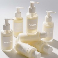 Lotion pour le corps vegan naturelle de marque distributeur OEM Absorption rapide Rose Lavande Lait d'avocat Hydratant Éclaircissant Collagène Centella