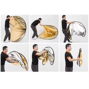 <span class=keywords><strong>GODOX</strong></span> Réflecteur de studio portable pliable en PVC 5-en-1 59x79 pouces Réflecteurs multi-disques pliables pour la photographie et la vidéo - Product Image 5