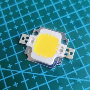 10W Warmweiß Natürliches Weiß Hochleistungs-<span class=keywords><strong>10</strong></span>-<span class=keywords><strong>Watt</strong></span>-<span class=keywords><strong>LED</strong></span>-COB-Chip 3000K 4000K 6000K 10000K SMD-Lichtperlen - Product Image 5