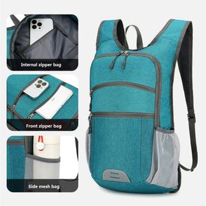 Sac à dos de randonnée léger et pliable, résistant à l'eau, sac de jour compact pliable pour les voyages en plein air, le camping et le cyclisme - Product Image 3