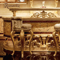 2025 Meubles de haute qualité italien classique maison bar armoire de luxe Style français sculpture sur bois massif or maison bar armoire de luxe