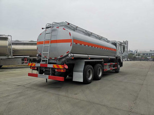 Nouveau camion de ravitaillement mobile 6x4, capacité 20t, véhicule de transport de carburant avec réservoir de 10001-15000L - Product Image 2