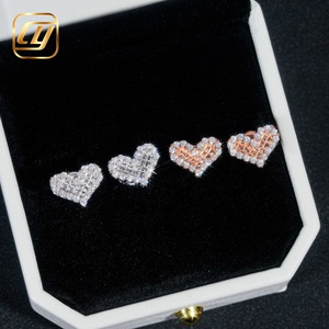 Boucles d'oreilles clous en moissanite en forme de cœur, serties de diamants, en argent S925, à visser, pour femmes et hommes, bijoux hip-hop - Product Image 4