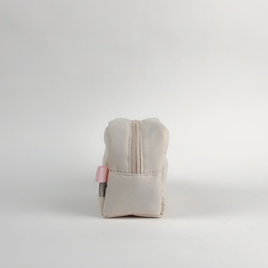 Premium Luxury Cosmetic Makeup <b>Bag</b> ODM OEM customization BSCI <b>Travel</b> <b>Storage</b> <b>Bag</b> Custom Logo Daily Use <b>Bag</b> - Product Image 4
