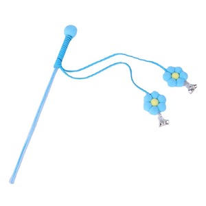 Interactive Movement <b>Cat</b> Toy Flower Shape <b>Plush</b> <b>Cat</b> Teaser Pole with Bells Made of Plastic for Pets - Product Image 2