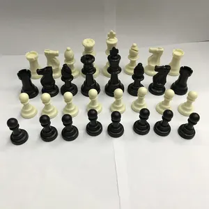 Jogo de mesa preto branco pesado de fábrica 32 peças, conjunto de peças de xadrez de plástico alto 2.96 polegadas para crianças e adultos