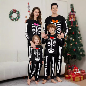 Conjunto de <span class=keywords><strong>Pijamas</strong></span> Suaves de Otoño <span class=keywords><strong>para</strong></span> Padres e Hijos, Diseño de Calaveras y Huesos Estilo Europeo Americano, Disfraz <span class=keywords><strong>para</strong></span> <span class=keywords><strong>Adultos</strong></span>, Niños y Bebés - Product Image 1