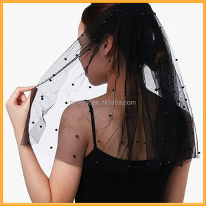 Velo da sposa gotico di Halloween con perle, accessori per capelli per addio al nubilato, velo nero 'Bride or Die' - Product Image 2