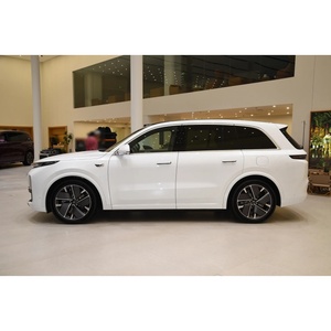 Li Auto L8 Lixiang Hybrid Electric SUV 7 Plazas New Energy Car Rental para familias - Product Image 4