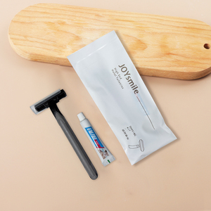 Accesorios de Baño Personalizados, Set de Cabina de Baño para Hotel, Set Dental, Champú, Acondicionador y Artículos de Afeitado - Product Image 6