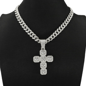 สร้อยคอจี้รูปกางเขนประดับเพชรแบบ Iced Out สไตล์ฮิปฮอป พร้อมสร้อยคิวบาลิงค์ สำหรับผู้ชาย นักขี่มอเตอร์ไซค์  นักเต้นสตรีทแดนซ์ เครื่องประดับคอ - Product Image 5