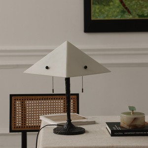 Lámpara de Mesa Estilo Vintage Francés, Luz LED E27 con Interruptor, Cuidado de la Vista, Decoración para Dormitorio o Estudio - Product Image 5