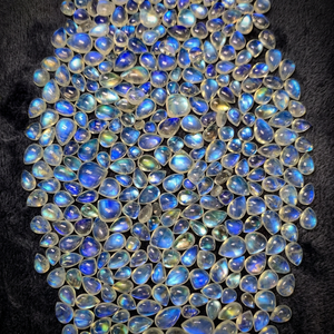 Piedras preciosas sueltas de piedra lunar arcoíris blanca natural W.A.GEMS, corte pera, con juego de color, cabujones para la elaboración de joyas. - Product Image 6