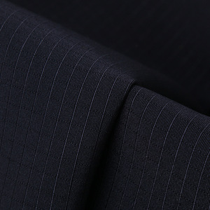 Tela cuadrada pequeña 100% poliéster para uniformes de entrenamiento, impresión y teñido, tela resistente a desgarros y al viento para ropa. - Product Image 2