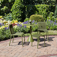 Ensemble table et chaises de balcon de café, mobilier d'extérieur moderne minimaliste, structure métallique durable de haute qualité, exclusif pour usage extérieur