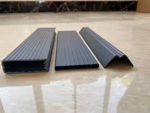 Kit d'occultation des panneaux de clôture de jardin PVC lattes rigides de confidentialité cadre métallique bande verticale 3D <span class=keywords><strong>pour</strong></span> fil d'acier à faible teneur en carbone de 2.5m - Product Image 5