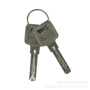 Tapa de Tanque de Combustible Zeiss con Cierre Tubular, Azul, Acero Inoxidable, Zincado, Grabado Láser para Camiones - Product Image 5