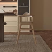 Chaise haute bébé en bois massif pour les repas en famille : siège portable multifonctionnel pour repas et moments de lien avec les tout-petits