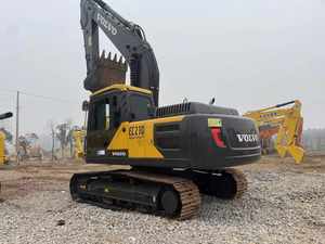 Excavatrice d'occasion Volvo EC210, modèle 2016, capacité de la benne de 1,1 m³, poids opérationnel de 21 tonnes, efficace, faible consommation, meilleure performance - Product Image 3