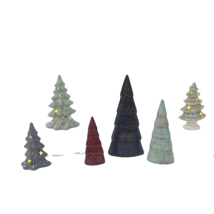 Ornamenti natalizi in ceramica per albero di natale