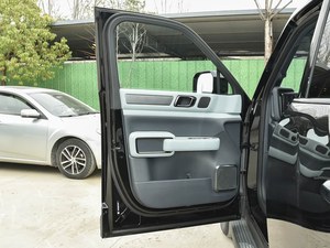 Nuevo SUV <span class=keywords><strong>de</strong></span> lujo BYD Leopard 5 EV Bao 5 Equation Fangchengbao Formula <span class=keywords><strong>de</strong></span> 5 asientos PHEV, coche <span class=keywords><strong>de</strong></span> nueva energía con diseño <span class=keywords><strong>de</strong></span> lujo para carretera. - Product Image 5