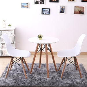 Mesa de Comedor Redonda Moderna con Patas de Madera Maciza y Cubierta Negra, Mueble de Sala de Estar, Diseño Estable, Uso para Adultos - Product Image 2