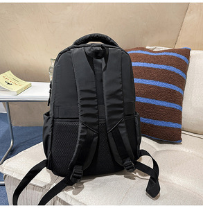 Zaino per Laptop da <span class=keywords><strong>Ragazzo</strong></span> in Nylon Leggero Monocolore Impermeabile 14 Pollici Casual da Viaggio e Scuola con Spallacci Curvi - Product Image 4