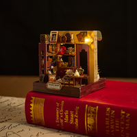 IIECREATE Mini Kit de Modélisme 3D en Bois Fait Main : Porte-Livres, Chasse au Trésor, Maison de Poupée Miniature