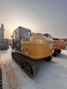 Excavadora de cadenas Caterpillar 312D2 de segunda mano a bajo precio, modelo 2023, 12 toneladas, motor hidráulico con bomba y PLC - Product Image 4