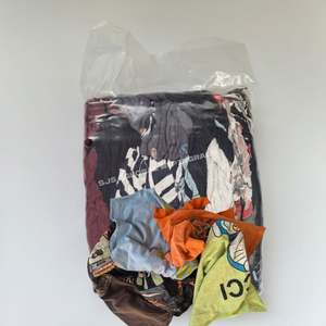 Trapos de limpieza industriales mixtos impresos de 10 kg y 25 kg, trapos de algodón reciclado de camisetas para limpieza - Product Image 1