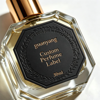 Autocollant de parfum octogonal irrégulier découpé, gaufré en relief UV, impression vinyle de luxe avec feuille d'or rose pour emballage de bouteille cosmétique