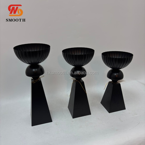 Support floral noir élégant pour centre de table d'événements et mariages, vases à fleurs noirs pour la décoration de la maison et des hôtels - Product Image 2