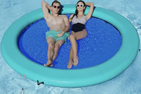 Runde aufblasbare Netz-Wassersportliege, schwimmende PVC-Lounge-Liege mit Griffen für Pool, See, Meer, große runde Netzliege