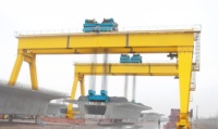 Grue portique à double poutre certifiée CE ISO CraneTech Horizon 10-100 tonnes avec moteur, boîte de vitesses, levage de paquets d'acier, sans fil