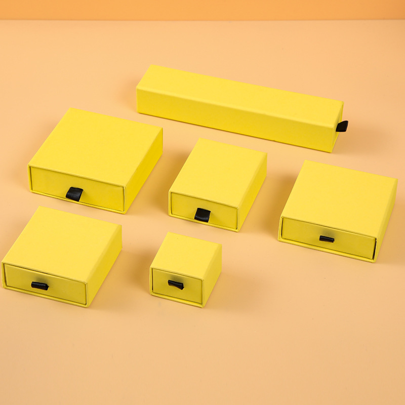 Yellow 9*9*3.2