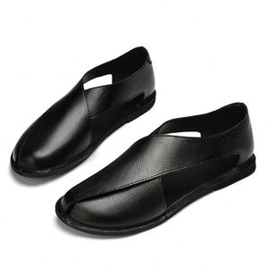 Nouveautés estivales Sandales en cuir pour hommes Chaussures d'extérieur respirantes Chaussures décontractées de plage pour hommes - Product Image 6