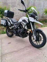 Moto de tourisme 250cc - Conduite confortable, qualité fiable