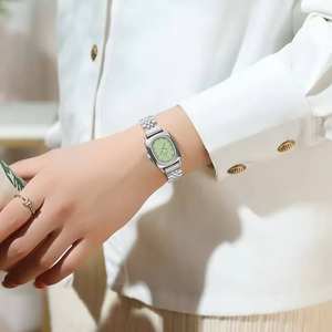 Reloj de Pulsera para Mujer Reward 212060L, Cuadrado, Elegante, de Acero, Resistente al Agua, con Diamantes, de Cuarzo, de Lujo - Product Image 5