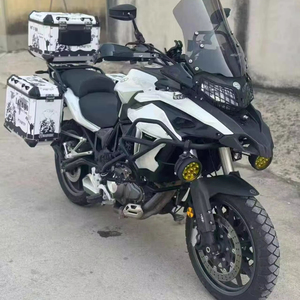 Motocicleta de Aventura 502 Gasolina - una Motocicleta de 500cc, Dos Cilindros, Refrigeración por Agua e Inyección Electrónica - Product Image 1