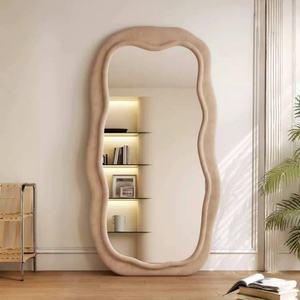 Miroir ondulé de luxe léger pour la maison, pour salon, chambre à coucher, miroir de forme spéciale, cadre en bois recouvert de flanelle, sur pied - Product Image 5