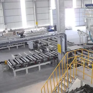 Usine vente en gros fonctionnement automatique machines professionnelles de plaques de plâtre à surface de papier étanche