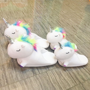 Pantuflas Infantiles de Unicornio con Luces LED Brillantes - Product Image 3