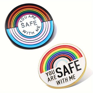 Pin de la bandera del arcoíris 'Estás seguro/a contigo', Broche de esmalte del Orgullo LGBT para amantes, Porta credenciales retráctil, Tarjeta de identificación para enfermeras, exposiciones y estudiantes - Product Image 1