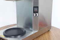 Café industriel goutte à goutte en acier inoxydable affichage numérique infuseur réglable cafetières commerciales pour les entreprises